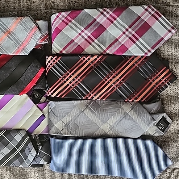 Bundle of 12 Ties - Picture 2 of 10